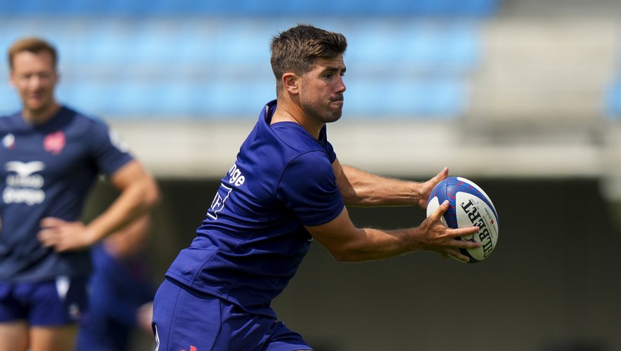 Louis Carbonel à l’entraînement du XV de France pour préparer la tournée d’été des Bleus.