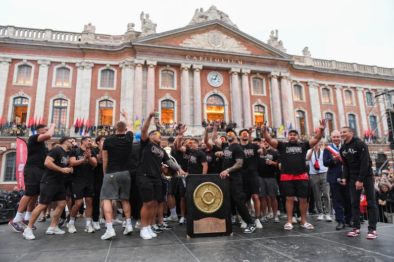 Devant la place du Capitole, les Toulousains ont célébré le 23ème Brennus de l'histoire du club