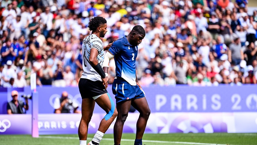 L'équipe de France masculine de rugby à 7 concède sa première défaite des JO face aux Fidji