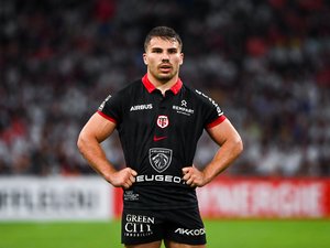 Top 14 - Toulouse : Antoine Dupont en invité surprise à l'entraînement, Mathis Castro-Ferreira opéré ce lundi