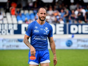 Top 14 – Julien Dumora à l’ouverture, Owen Farrell découvre le championnat de France… Les compositions de Castres – Racing 92