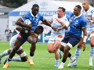 Top 14 – Castres et Ambadiang font tomber le Racing à la sirène