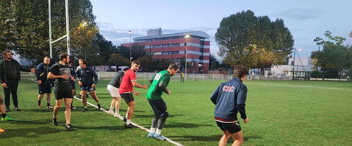 Amateurs - Asnières, une croissance champignon