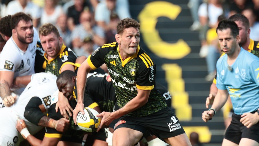 Top 14 - En fin de contrat à La Rochelle, Kerr-Barlow se voit continuer ...