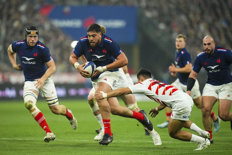 Emmanuel Meafou contre les Japonais.