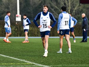 6 Nations 2025 – Banc à sept avants, Léo Barré à l’arrière : la compo probable du XV de France pour l’Italie