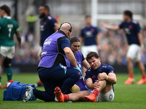 6 Nations 2025 – "Le cœur est encore plus douloureux que le genou" : Antoine Dupont (XV de France) officialise sa rupture des ligaments croisés