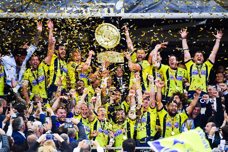 Clermont avec le Bouclier de Brennus