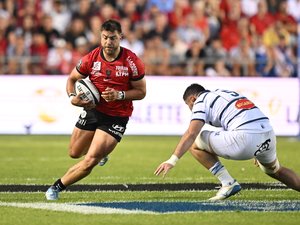Top 14 – Toulon, après une belle bataille, s’impose largement contre Castres et rejoint Bordeaux-Bègles