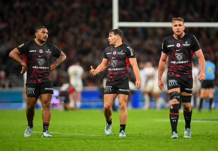 Peato Mauvaka, ici à gauche, et Antoine Dupont, ici au centre, font parti des grosses pertes toulousaines cette saison