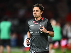 Top 14 - Les compositions de Toulouse - Bordeaux-Bègles : le grand retour d'Ange Capuozzo, Damian Penaud aligné au centre