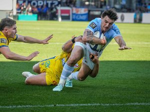 Top 14 - L'Aviron bayonnais ne fait qu'une bouchée de Clermont en ouverture de la 7e journée