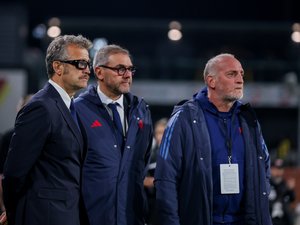 Tournée d'automne 2025 - La liste des 42 Bleus pour les tests matchs du XV de France