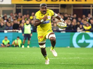 Top 14 – Les notes de Clermont – Castres : Pita-Gus Sowakula retrouve sa puissance, Levan Chilachava emporté par la marée…