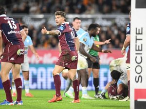 XV de France – Matthieu Jalibert et Romain Taofifenua forfaits pour le rassemblement des Bleus, un novice appelé