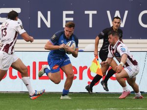 Top 14 - "On est dans le creux de la vague", confesse l'ailier de Castres, Nathanaël Hulleu