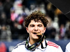 Oscars Midi Olympique. Lyam Akrab reçoit l'Oscar espoir