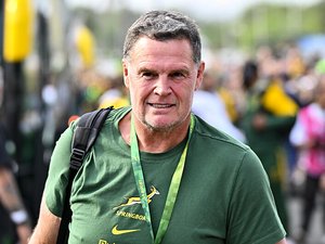 Tournée d'automne - "J'en ai peut-être de faux mais..." : Rassie Erasmus s'amuse à publier l'équipe de France avant l'officialisation