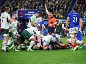 "Les Bleus en marche arrière" : le XV de France face à ses limites et à la supériorité des Springboks
