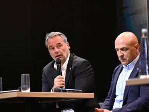 Top 14 – Vidéo. "Les plus gros joueurs sont les plus faciles à gérer" explique Ugo Mola (Toulouse)