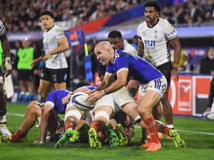 France – Fidji – "À 21-0, on s’est mis des ballons dans la tête", déplore Maxime Lucu après la victoire des Bleus