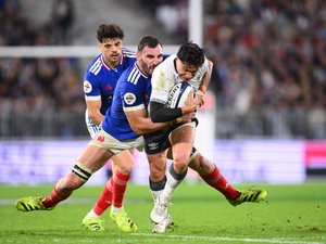 France – Fidji. "Une défense catastrophique" ; "Ollivon, la lueur d’espoir d’une équipe au bord de l’effondrement" : la revue de presse étrangère après la poussive victoire des Bleus