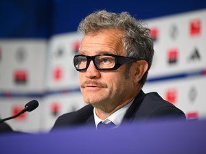 France - Fidji. "Ce n'est pas nous qui assumons la préparation physique des joueurs" : Fabien Galthié souhaite avoir les joueurs davantage à disposition