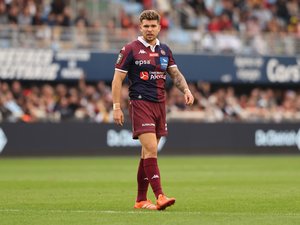 Top 14 – Bordeaux-Bègles : de retour à l’entraînement, Matthieu Jalibert postule pour affronter Pau
