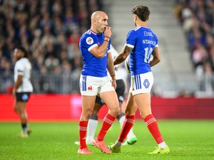 XV de France – "Quand tu te mets à défendre, c’est dur pour Romain de s’exprimer" : Maxime Lucu défend Ntamack après France – Fidji