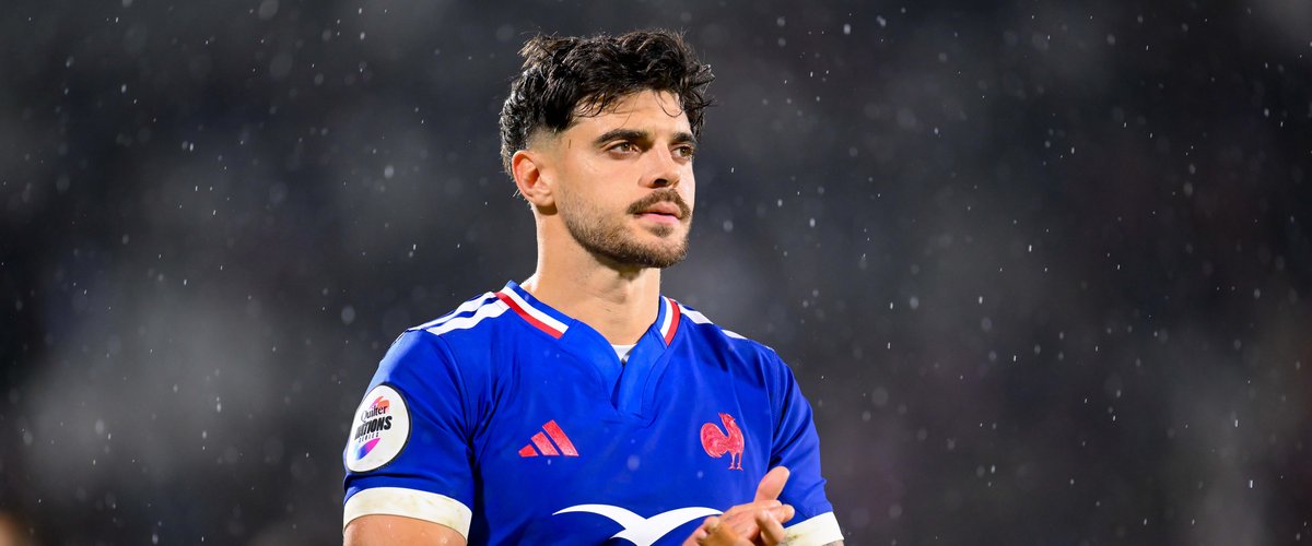 XV de France - "Ntamack, le symbole bleu" : l'édito du vendredi sur les performances du demi d'ouverture du XV de France