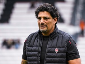 Vidéo. Top 14 – "C’est une belle étape franchie, l’an dernier, ce match n’était pas passé" : Karim Ghezal revient sur la victoire du Lyon face à Clermont