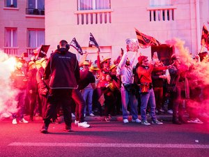 Top 14. Toulon. Qui sont les Fadas Paris, ces supporters qui vont "envahir" Jean Bouin ?
