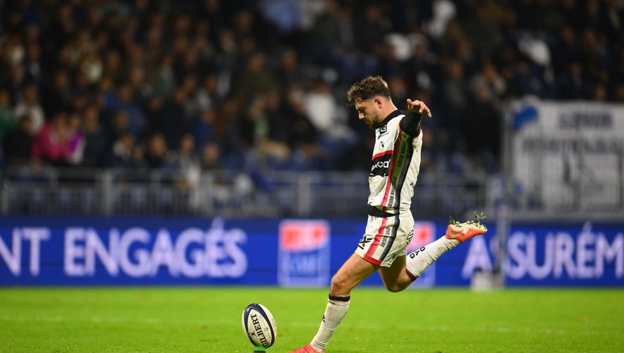 Justin Bouraux aura été l’un des joueurs du match à Mont-de-Marsan, distribuant parfaitement le jeu pour Oyonnax