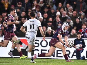 Vidéo. Top 14 - "J'espère que je ne lui ai pas fait trop mal" : quand Louis Bielle-Biarrey percute par inadvertance un jeune ramasseur de balles