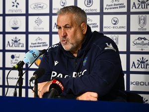 Vidéo. "Juste le plaisir de faire fermer la gu*ule à certains", lâche Christophe Urios après la victoire contre l'UBB lors de la 13e journée de Top 14