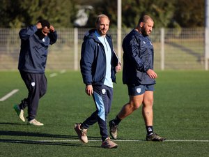 Top 14 - Bayonne : les coulisses des premiers pas de Jean Monribot dans le staff de Grégory Patat