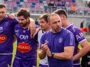 Richard Savey, manager de Bourg-en-Bresse, commentant le maintien du club en Nationale