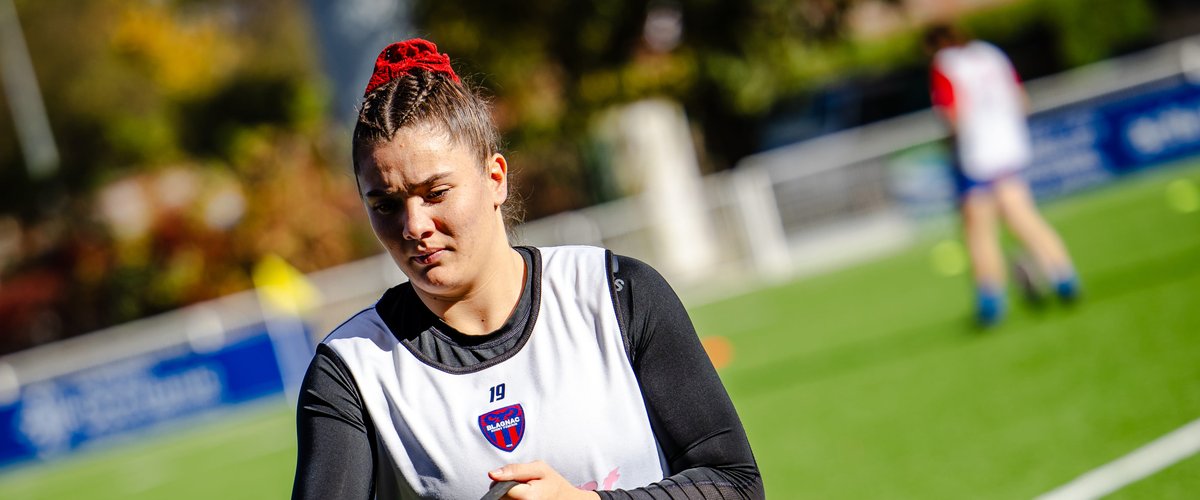 Féminines - Charlotte Rufas, la nouvelle brise-muraille suivie par le staff des Bleus