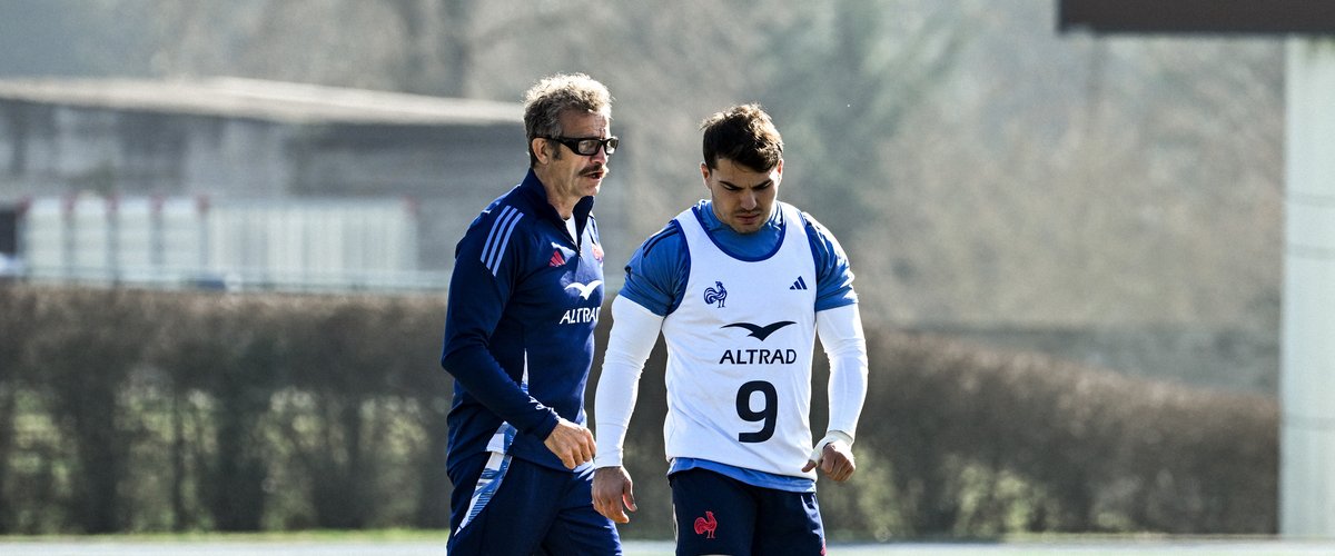 XV de France – "Je suis bluffé par rapport à l’état de son genou" affirme Fabien Galthié à propos du retour d’Antoine Dupont avec les Bleus
