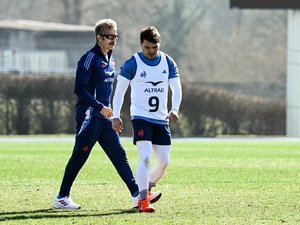 XV de France – "Je suis bluffé par rapport à l’état de son genou" affirme Fabien Galthié à propos du retour d’Antoine Dupont avec les Bleus