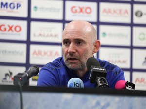 Top 14 – “À la fin, si j’avais pu mettre un cierge, j’y serais allé”, lâche Xavier Sadourny après la fin de match irrespirable des Castrais