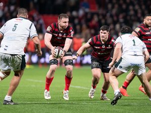 Top 14 – "Les regards que j’ai vus avant la rencontre…" : les "gros" de Toulouse ont fait la loi face à la Section