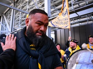 Hospitalisation d’Uini Atonio – "La soudaineté nous remplit de tristesse" : À La Rochelle, la sidération