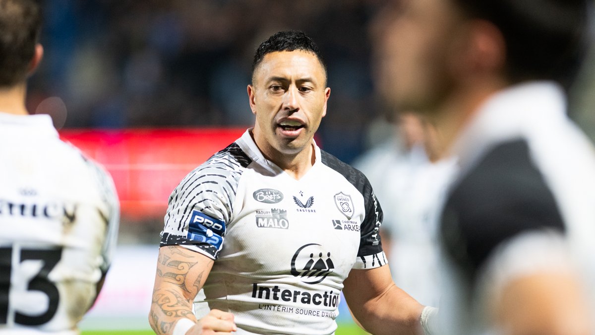 Pro D2 - Grâce à un grand Michael Ruru, Vannes s’impose à Oyonnax et ...