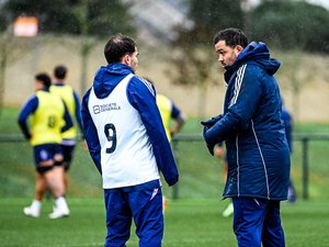 Tournoi des 6 Nations 2026 - Dossier. "Antoine les pousse à être meilleurs", Laurent Sempéré (entraîneur du XV de France) se félicite du retour de Dupont