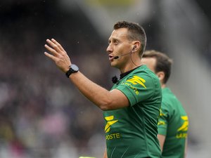 Top 14 - Tous les arbitres de la 17ème journée : Kévin Bralley en charge du "classique", Jonathan Gasnier à Bayonne