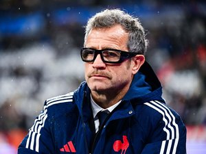 Tournoi des 6 Nations – Première titularisation de Fabien Brau-Boirie, retour d’Emilien Gailleton, mais aussi l’affaire extra-sportive qui touche Antoine Dupont : Fabien Galthié explique ses choix