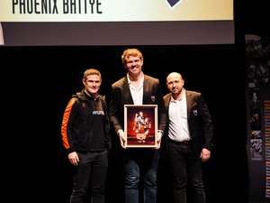 Oscars Midi Olympique à Oyonnax : Phoenix Battye à cœur ouvert