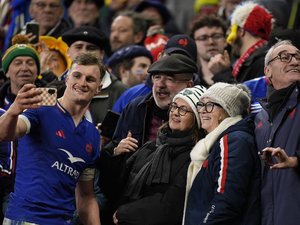 6 Nations - XV de France. 15 000 fans à Édimbourg, 30% de femmes... Les supporters français en folie dans ce Tournoi