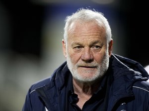 Pro D2 - Remaniement dans le staff de Nevers : Connie Basson et Yannick Osmond écartés, Xavier Péméja va assurer l'intérim